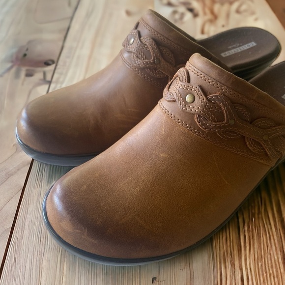 CLARKS Marion Coreen DARK TAN Wedge Mules Clog 2 1/2” Size 11  NW…Minimalist - Picture 12 of 14